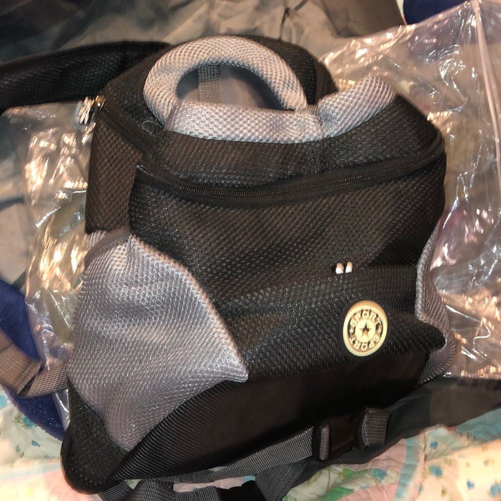 NWT dog carrier backpack small